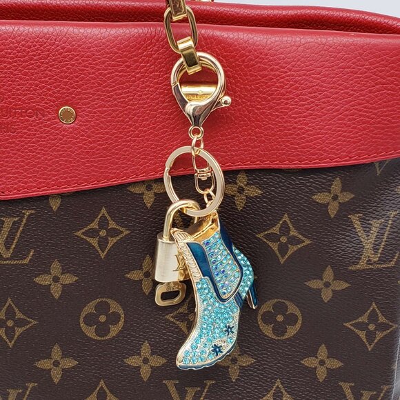 Authentic Louis Vuitton Lock & Key with unbranded Bagcharm, Keycharm, Keychain - Picture 1 of 10